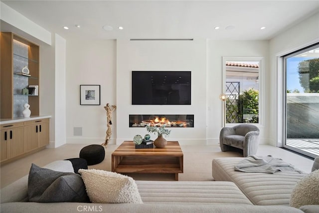 4 Ebony Glade, Laguna Niguel, CA 92677 - living room featuring recessed lighting and a glass covered fireplace