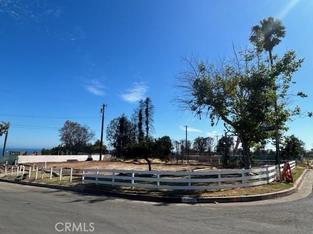 16900 Livorno Dr, Pacific Palisades, CA 90272