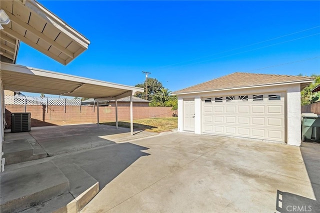744 S 5th St, Montebello, CA 90640 - view of detached garage