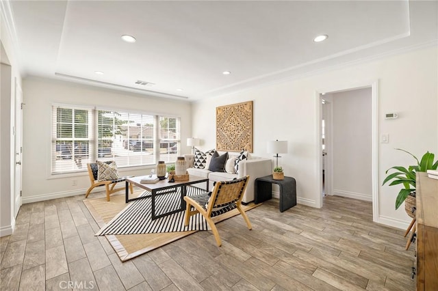 744 S 5th St, Montebello, CA 90640 - living area featuring light wood-style flooring, crown molding, and recessed lighting