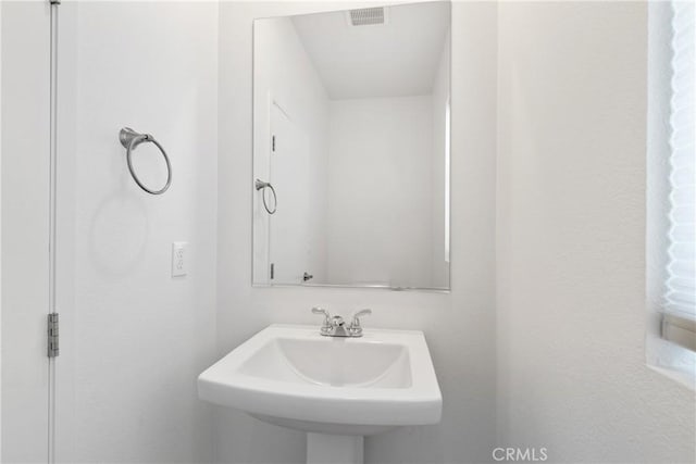 35115 Vine Pl, Fallbrook, CA 92028 - bathroom with a sink