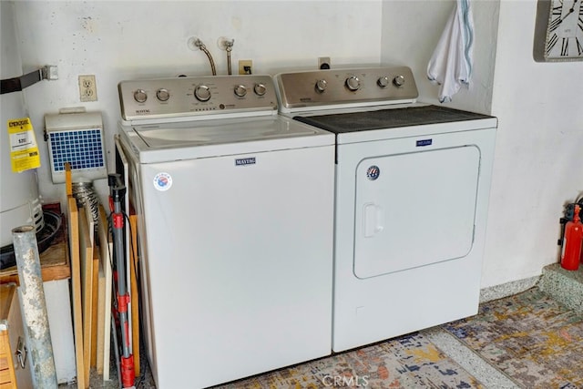 10 Glenhurst Unit 37, Irvine, CA 92604 - washroom with washing machine and dryer