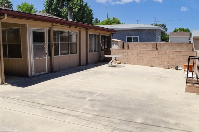 10520 Haskell Ave, Granada Hills, CA 91344 - view of patio