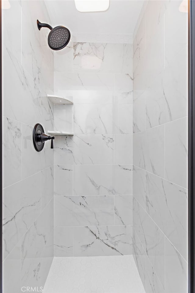 853 N Jasmine Ave, Ontario, CA 91762 - bathroom with a tile shower