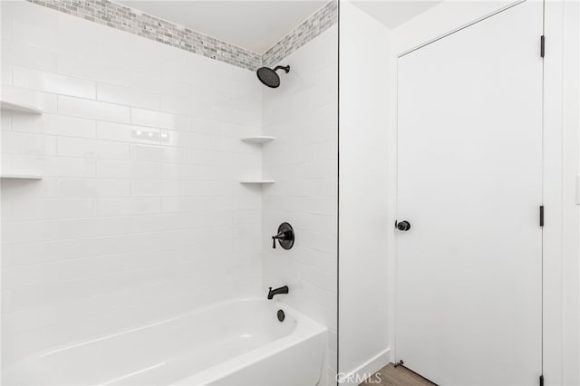853 N Jasmine Ave, Ontario, CA 91762 - full bath with tub / shower combination