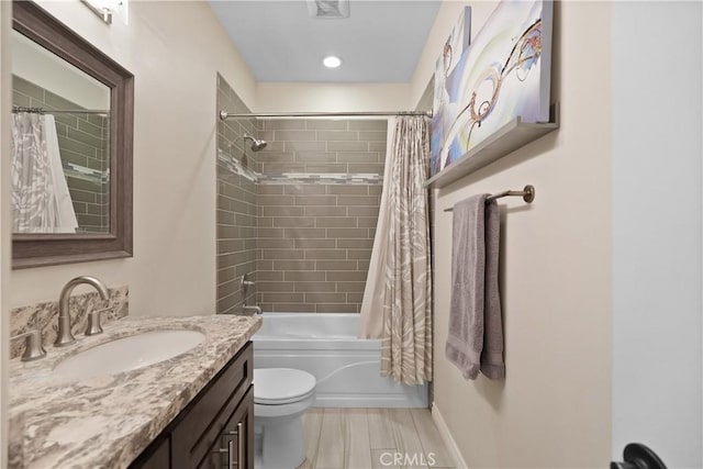 1018 W 15th St, Upland, CA 91786 - bathroom with vanity, shower / bath combo, and recessed lighting