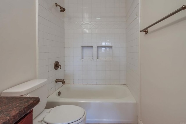506 Canyon Dr Unit 70, Oceanside, CA 92054 - full bath featuring shower / bath combination and vanity