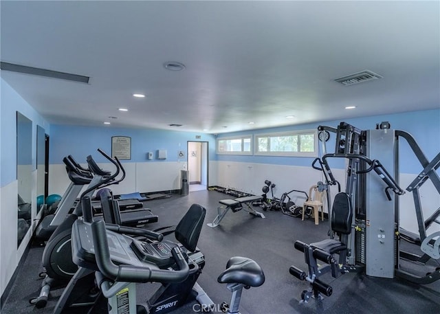 12200 Montecito Rd Unit D320, Seal Beach, CA 90740 - exercise room with recessed lighting