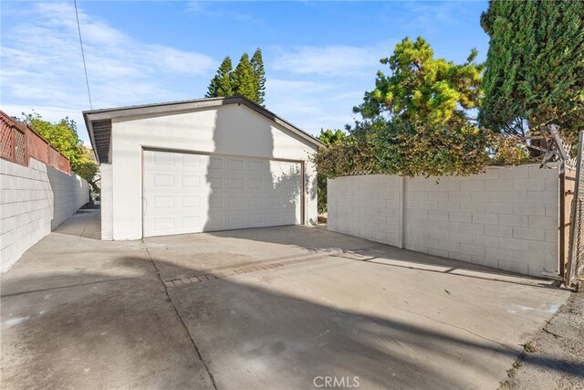 16228 Plummer St, North Hills, CA 91343 - view of detached garage