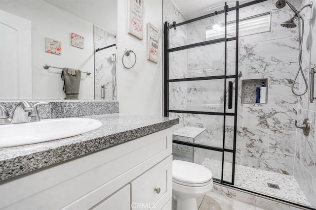 17993 Mondamon Rd, Apple Valley, CA 92307 - bathroom featuring a marble finish shower and vanity