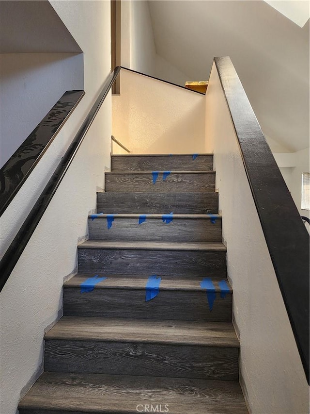 700 E Compton Blvd, Rancho Dominguez, CA 90220 - view of stairs