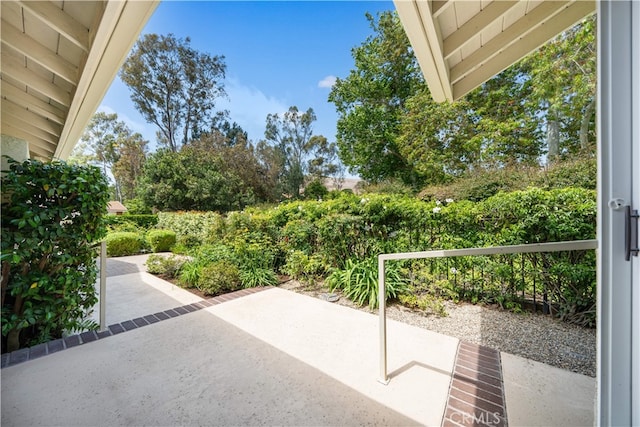 12 Creekside, Irvine, CA 92603 - view of patio