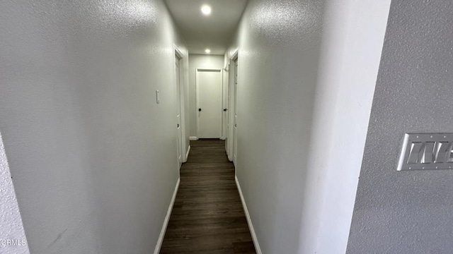 325 Del Sur Way, Oxnard, CA 93033 - hall featuring dark wood finished floors and recessed lighting