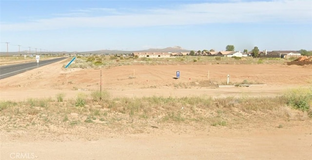 8112 Mendiburu Rd, California City, CA 93505 - photo 5