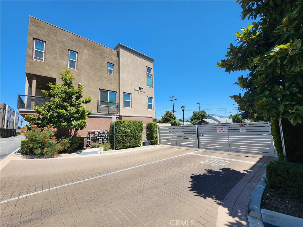 11391 Meeker Ave Unit D, El Monte, CA 91732 - view of building exterior