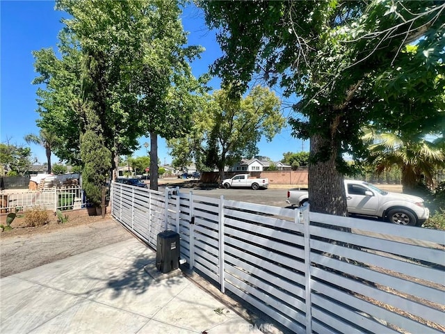 14712 Hiawatha St, San Fernando, CA 91345 - view of street