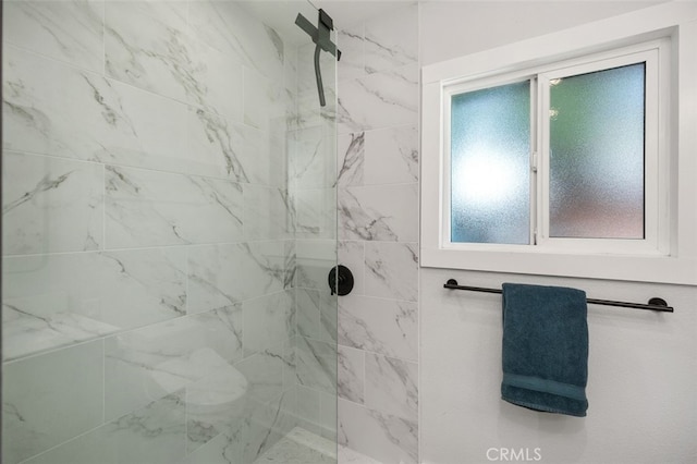 7 Via Olorosa, Rancho Santa Margarita, CA 92688 - bathroom with a marble finish shower