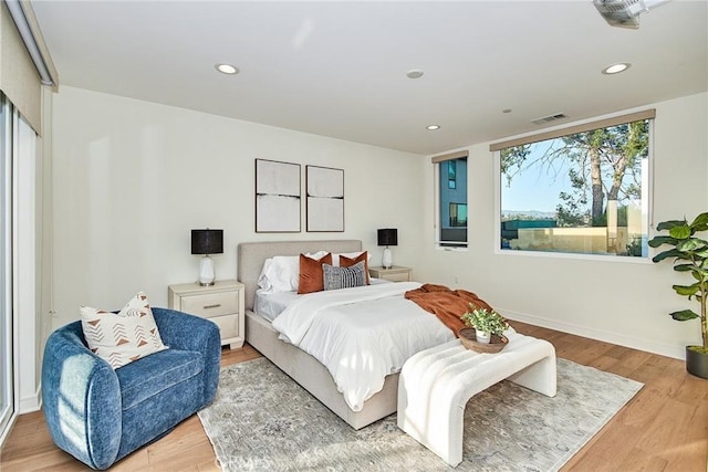 1050 N Joels Pl, Los Angeles, CA 90012 - bedroom with light wood-style floors and recessed lighting