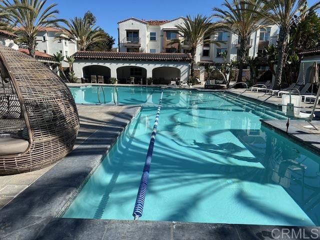 2527 Wellspring St, Carlsbad, CA 92010 - view of community pool