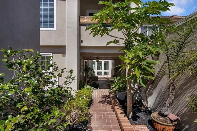 6 Mandrake Way, Irvine, CA 92612 - property entrance with stucco siding