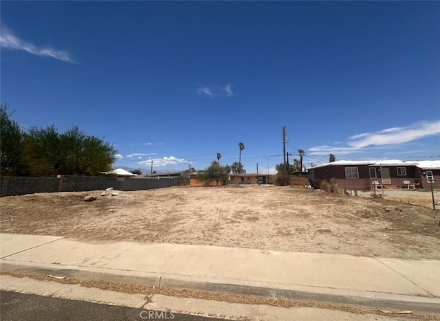454 Palm Vis, Palm Springs, CA 92262
