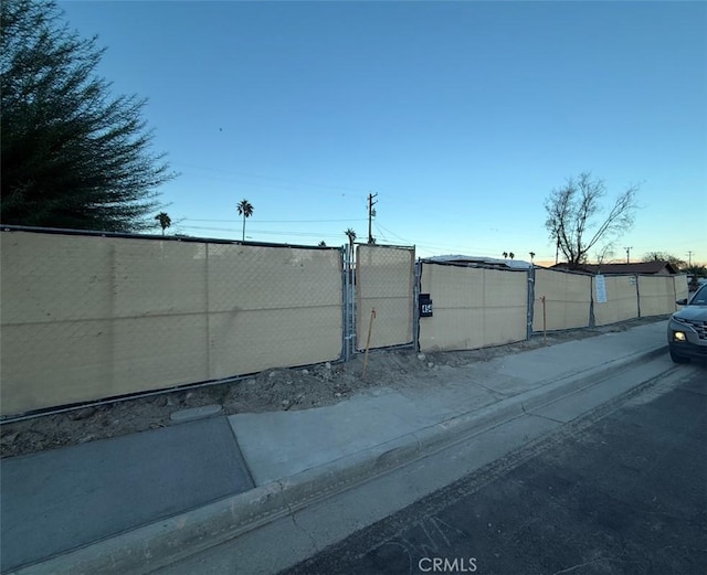 454 Palm Vis, Palm Springs, CA 92262