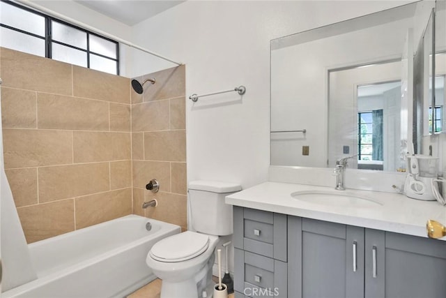 1029 S Reservoir St, Pomona, CA 91766 - full bath with washtub / shower combination, vanity, and plenty of natural light