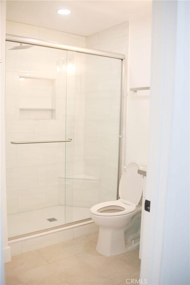 54889 Navajo Trl, Yucca Valley, CA 92284 - full bath featuring a stall shower, tile patterned floors, and recessed lighting