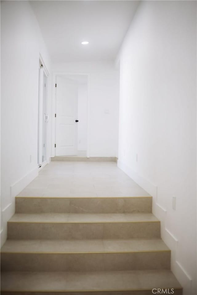 54889 Navajo Trl, Yucca Valley, CA 92284 - staircase with recessed lighting