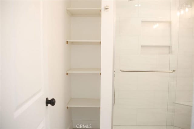 54889 Navajo Trl, Yucca Valley, CA 92284 - bathroom with a shower stall