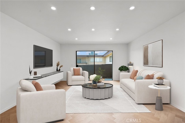 330 N Jackson St Unit 313, Glendale, CA 91206 - living room featuring recessed lighting and baseboards