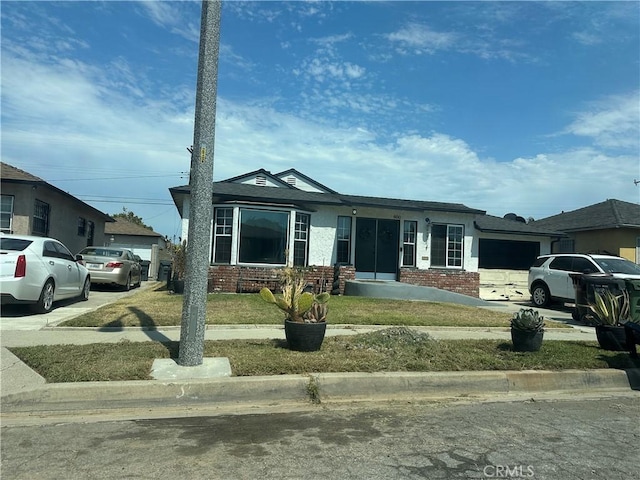 900 N Evers Ave, Compton, CA 90220 - photo 1