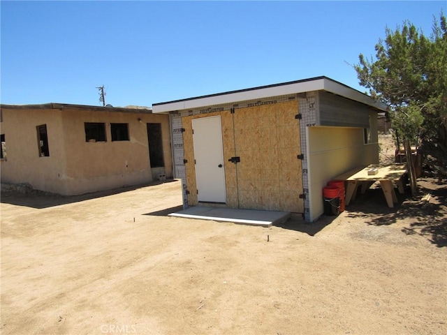 8626 La Contenta Rd, Yucca Valley, CA 92284 - view of outdoor structure