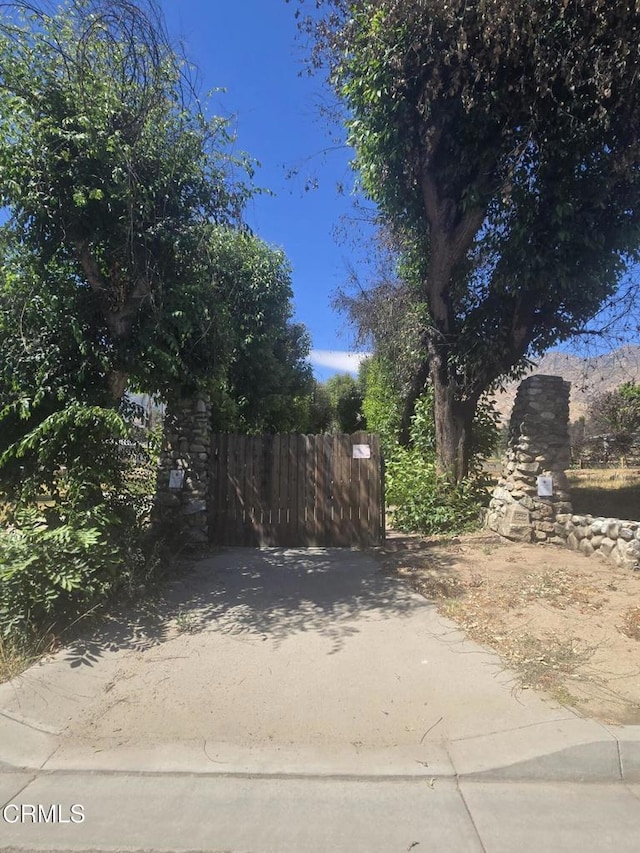 3015 Highview Ave, Altadena, CA 91001