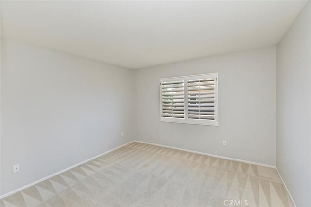 6701 Whitewater St, Eastvale, CA 91752 - empty room featuring light carpet