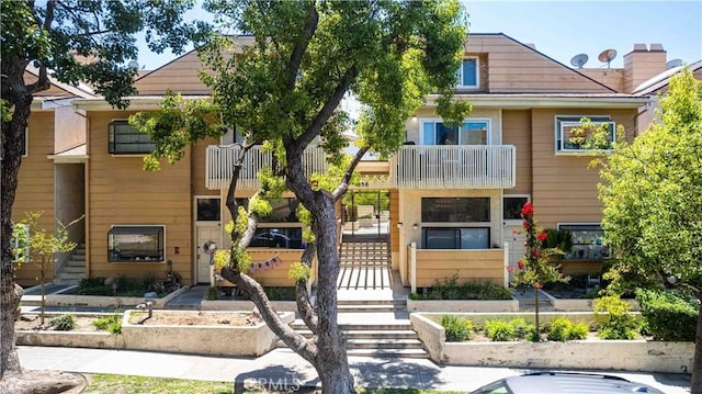 456 E San Jose Ave Unit C, Burbank, CA 91501 - view of property featuring stairs