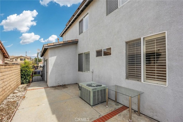 870 E Bermuda Dunes Ct, Ontario, CA 91761 - view of patio / terrace featuring a gate