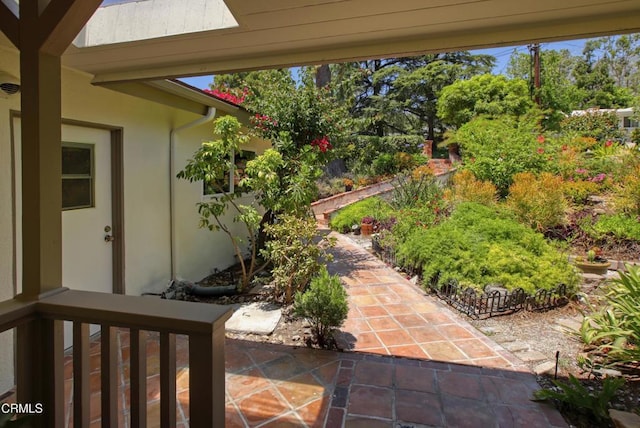 3628 El Caminito Ln, Crescenta, CA 91214 - view of patio / terrace