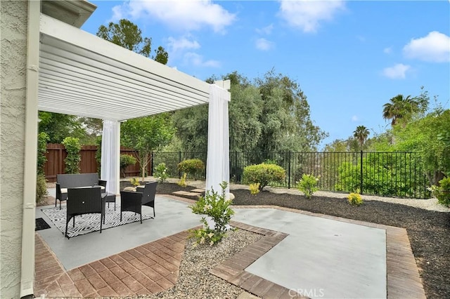 1059 Hillview Cir, Simi Valley, CA 93065 - fenced backyard featuring a pergola and a patio area