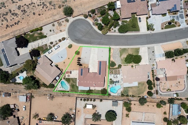 13161 Mugu Ct, Apple Valley, CA 92308 - aerial view of property and surrounding area with property boundaries highlighted