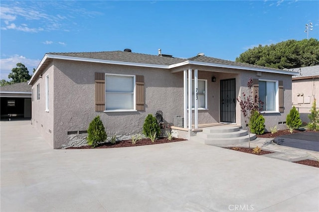 783 E Grand Ave, Pomona, CA 91766 - bungalow-style house featuring stucco siding