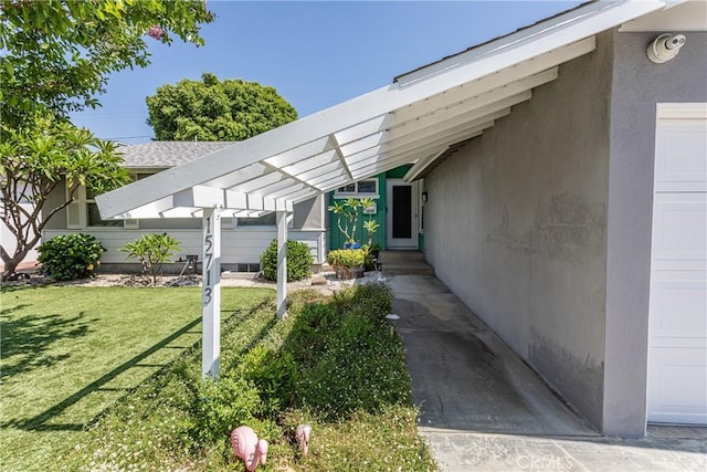 15713 Tuba St, North Hills, CA 91343 - view of parking