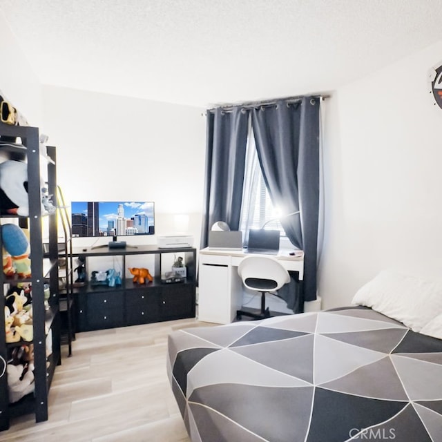 1110 Ohio Ave Unit 107, Long Beach, CA 90804 - bedroom with wood finished floors