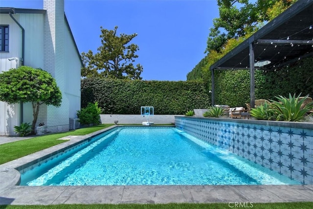 5005 Los Feliz Blvd, Los Angeles, CA 90027 - view of swimming pool