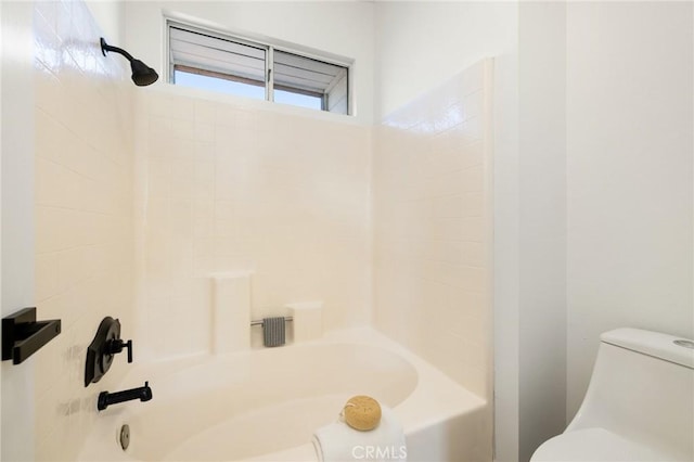 754 Manecita Cir, Perris, CA 92571 - full bathroom featuring shower / washtub combination and toilet