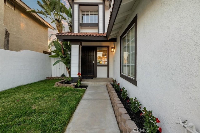 754 Manecita Cir, Perris, CA 92571 - doorway to property with stucco siding and a tiled roof