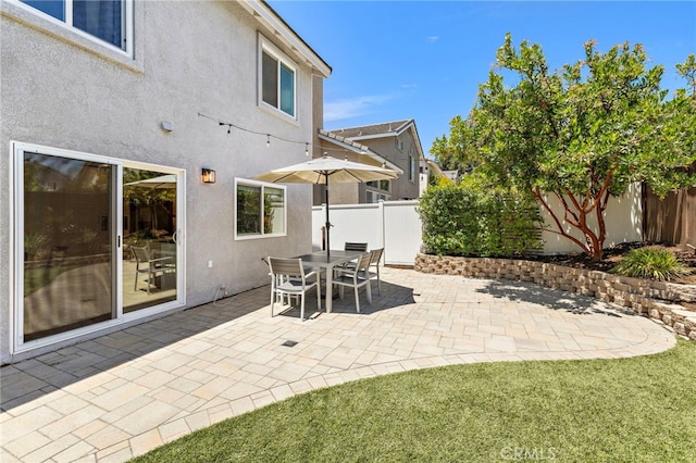 42 Beech Dr, Aliso Viejo, CA 92656 - fenced backyard with a patio