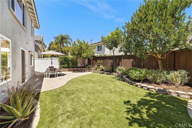 42 Beech Dr, Aliso Viejo, CA 92656 - fenced backyard with a patio