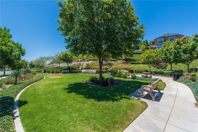 18 Jaripol Cir, Rancho Mission Viejo, CA 92694 - view of home's community featuring a yard
