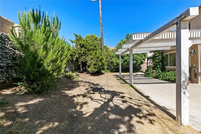 20623 Russ Jay St, Saugus, CA 91350 - view of yard featuring a patio